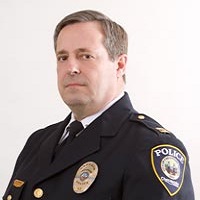 Robert G Downing